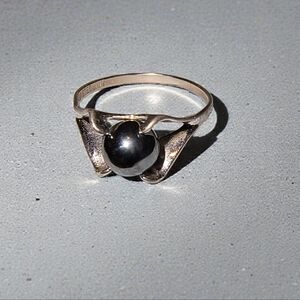 Vintage Uncas Sterling Silver And Hematite Graceful Ring